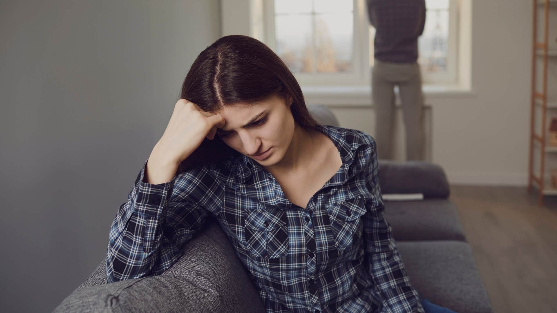 dismissing or ignoring her secretly makes wives deeply resent their husbands
