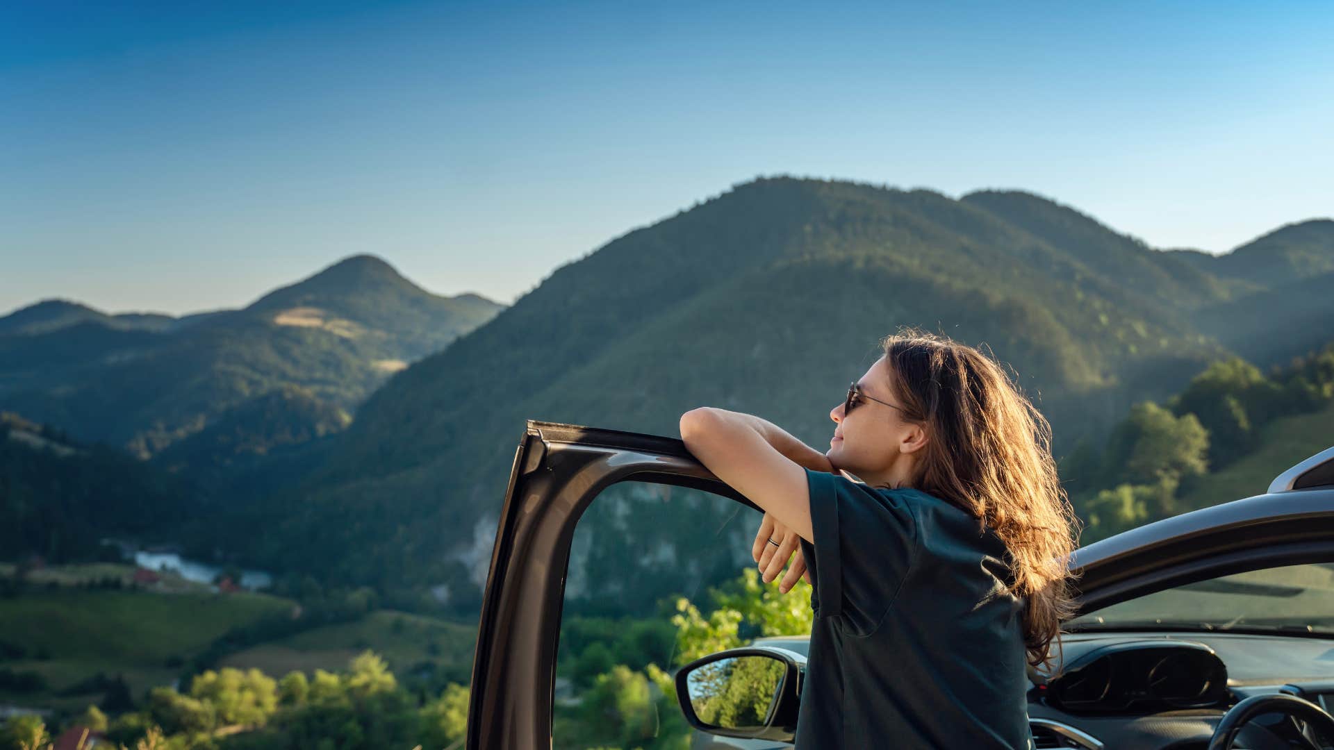 woman exploring new places as benefit that will add years to her life
