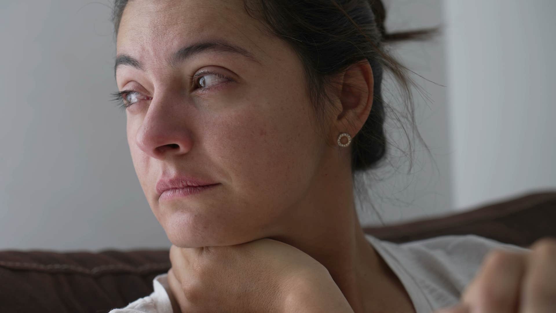 sad woman crying thinking shes unlovable