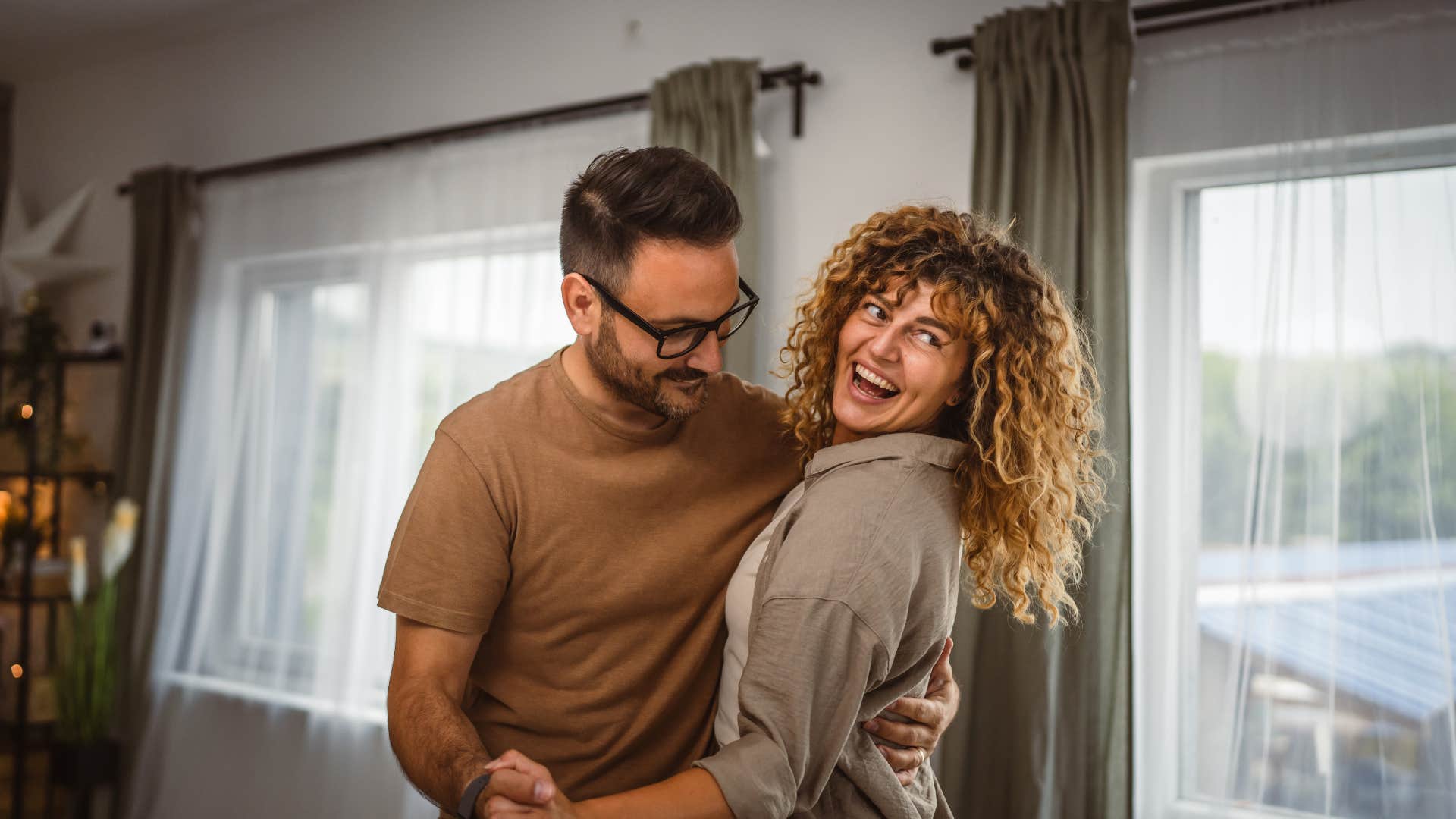 couple following the relationship advice of not settling for less
