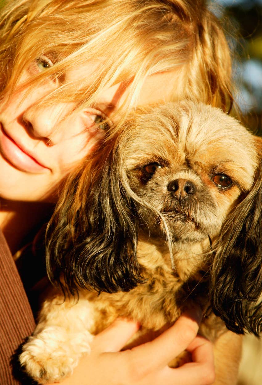 woman who looks like her dog