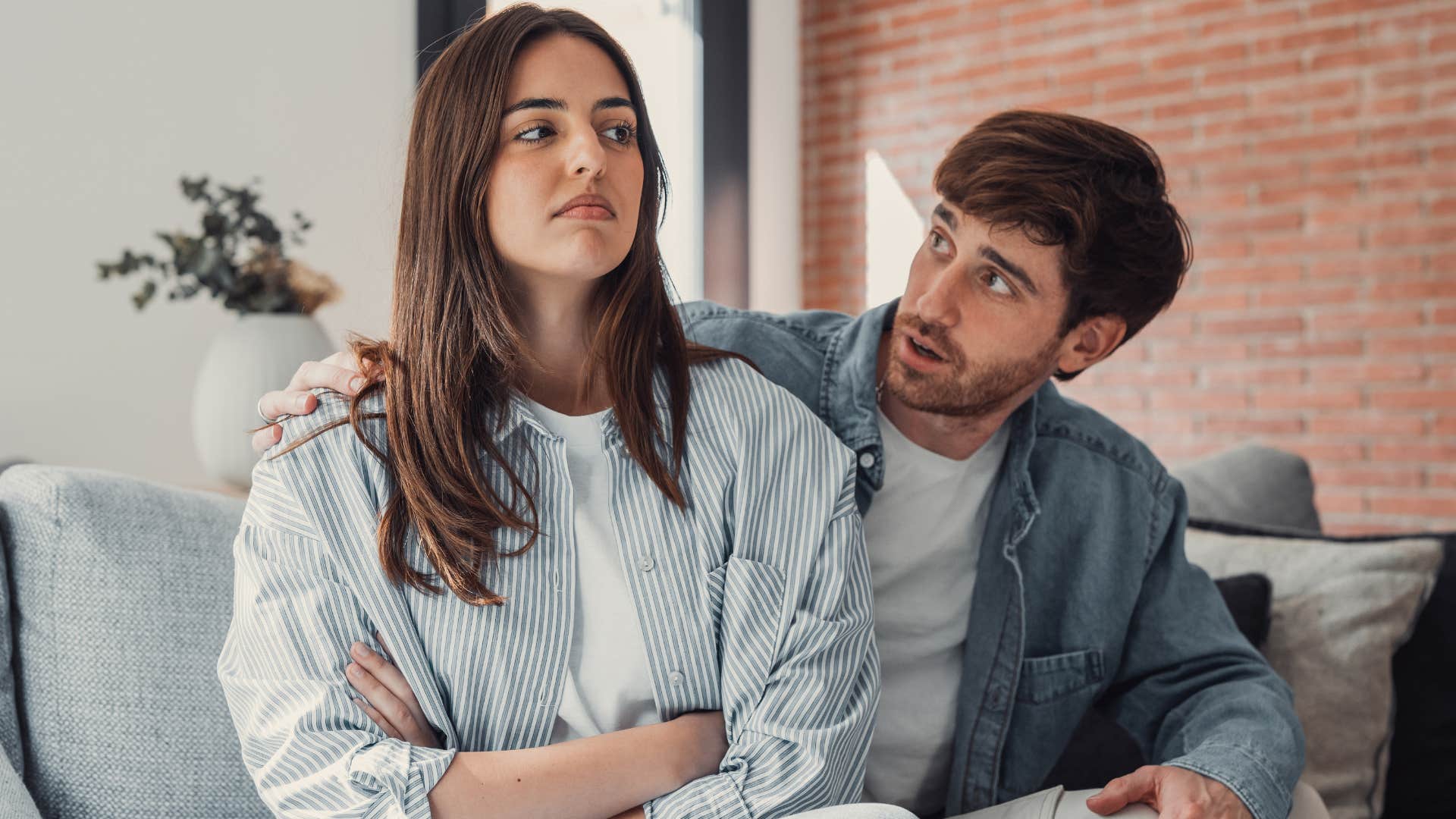 disrespectful woman refusing to say please or thank you to man
