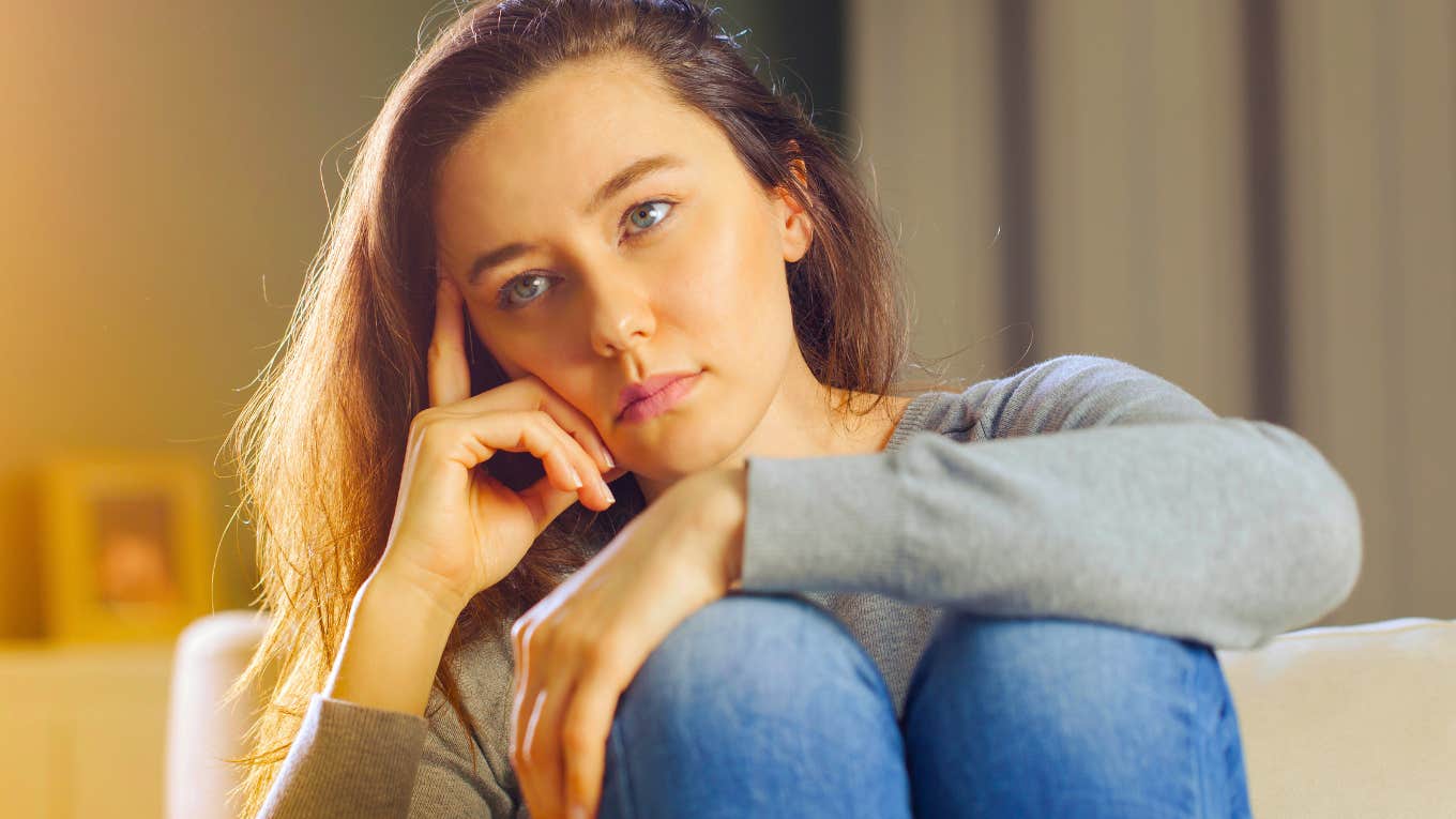Behaviors That Seem Rude But Are Really Signs Of Complete & Utter Exhaustion Behaviors That Seem Rude But Are Really Signs Of Complete & Utter Exhaustion