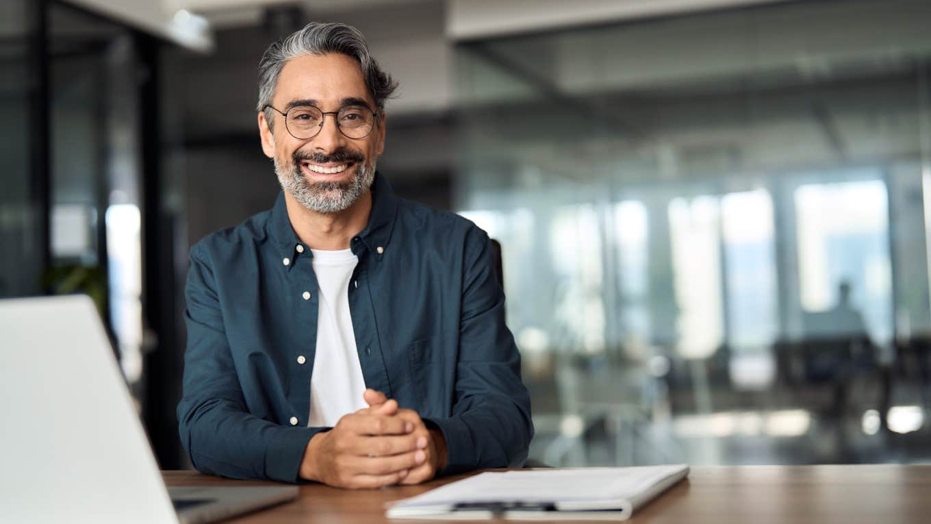 Boss Writes Heartfelt Letter To An Employee Who Suddenly Had A Panic Attack At Work And Had To Leave Early boss smiling sitting in office