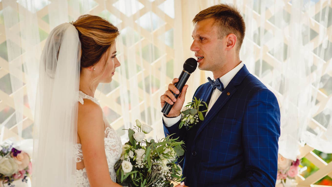 Bride Devastated Groom Used ChatGPT To Write His Wedding Vows Groom speaking wedding vows written by ChatGPT