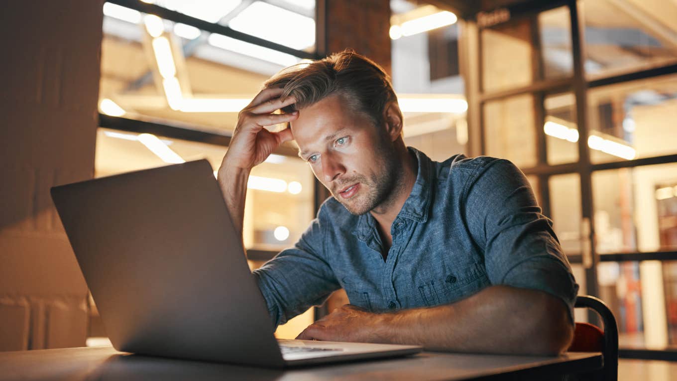 Employee Told Take Out Loans After Boss Forgets To Submit Paychecks