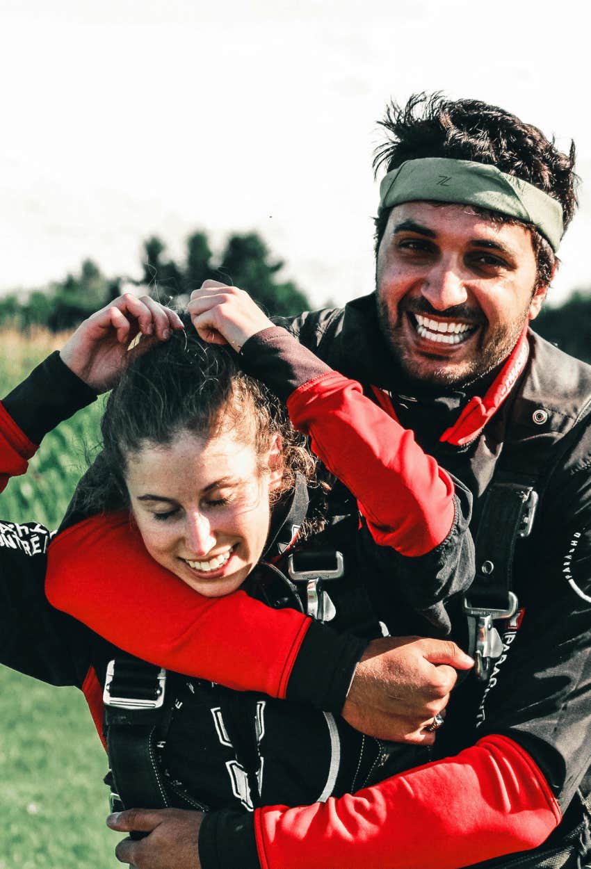 ideal match couple going skydiving