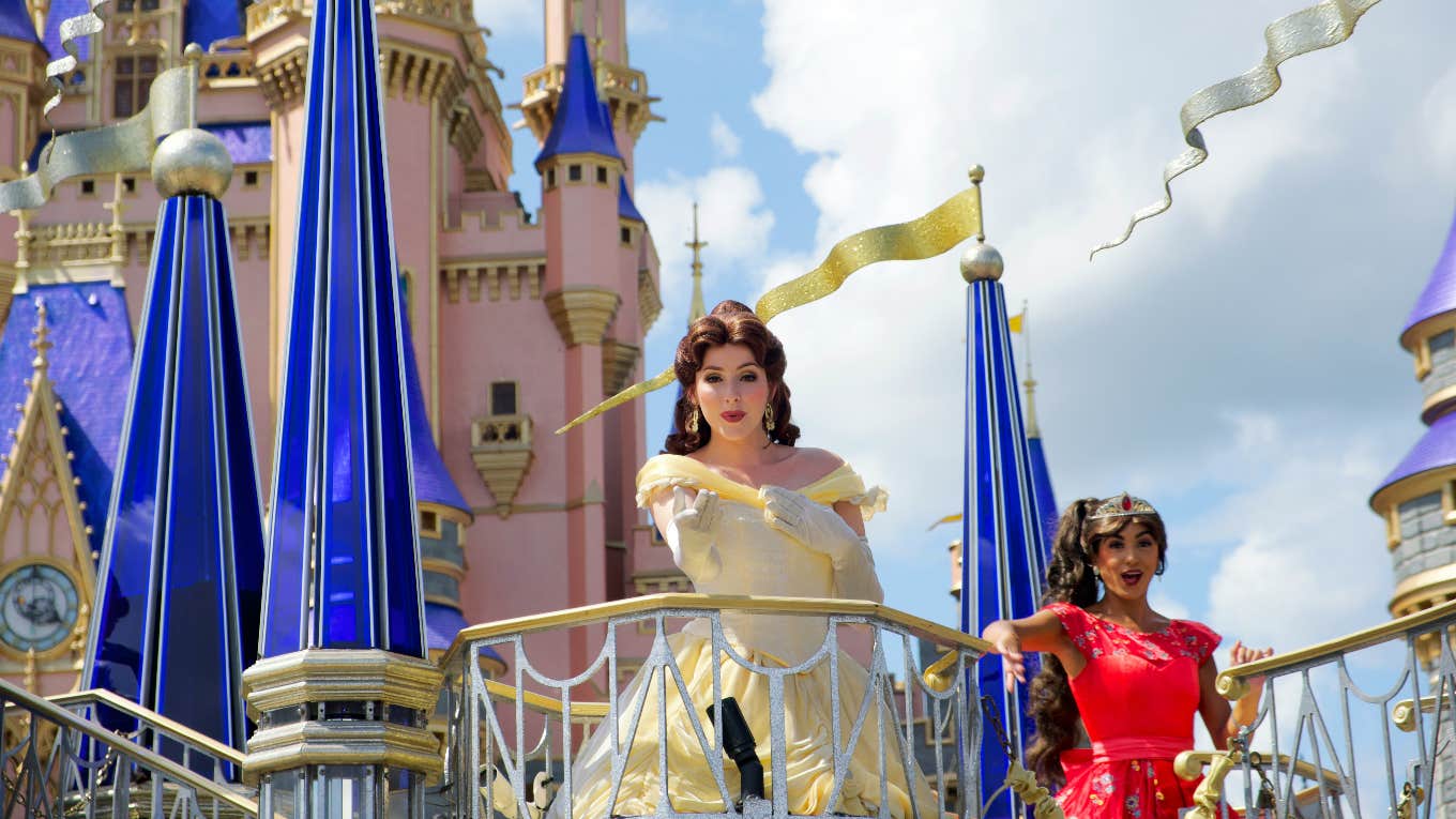 Dad Shares Receipt Showing Shocking Cost Of Disneyland Princess Breakfast Disneyland princess