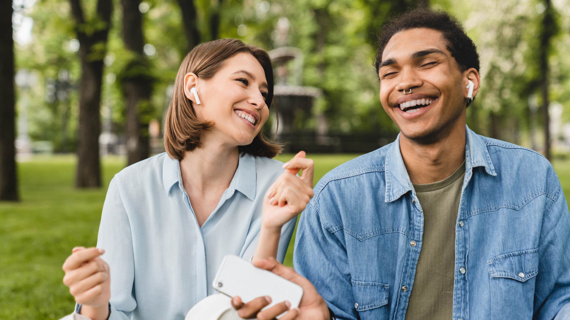 Deeply desirable man on date isn't too excited