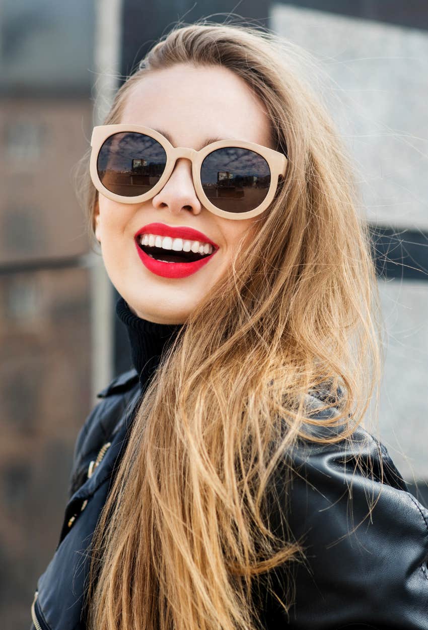 bold red lip color personality psychology