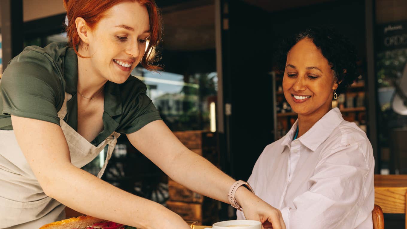 Florida Diner In Danger Of Closing Blames Exhausting Customers restaurant server giving customer drink