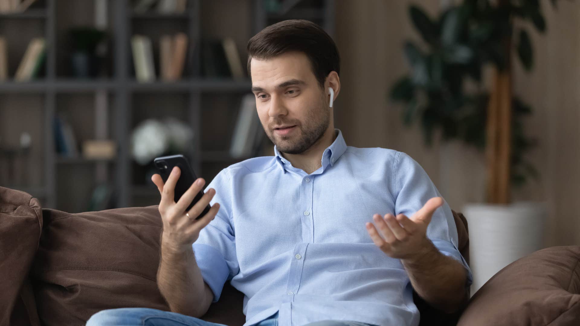 man debating strangers online