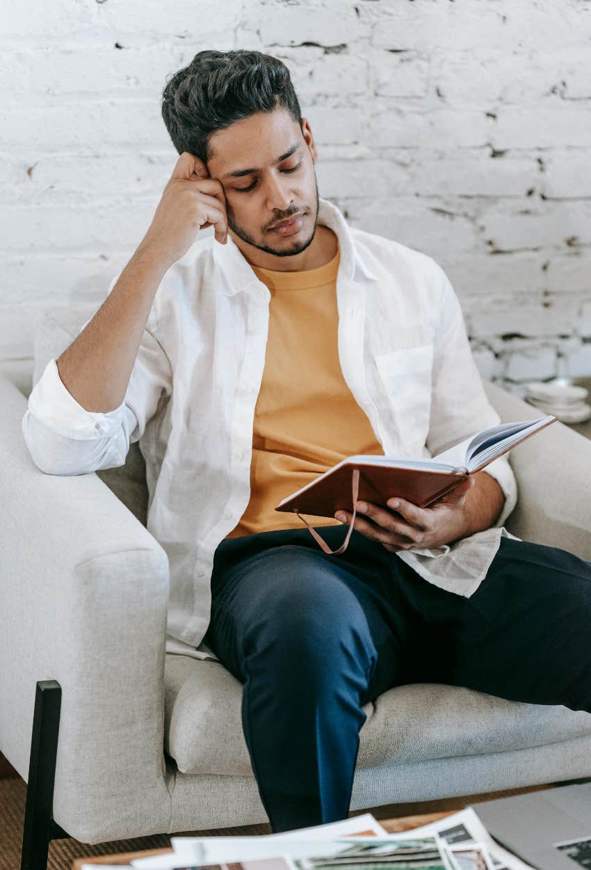 husband secretly reading his wife's journal