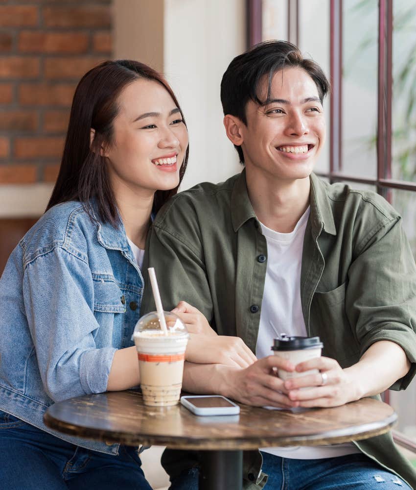 Man think about woman's traits first time meeting