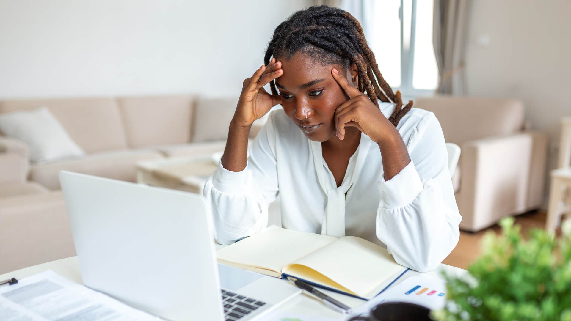 an intelligent woman loses interest quickly