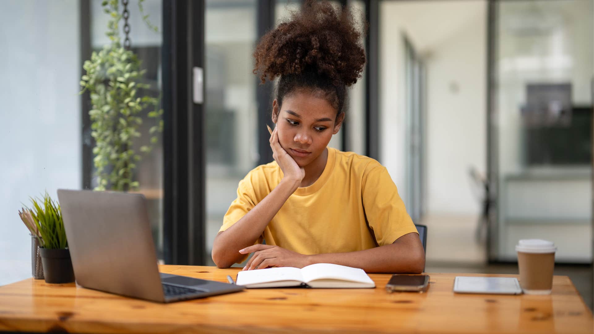 a bright and intelligent girl loses track of time after focusing on her school work