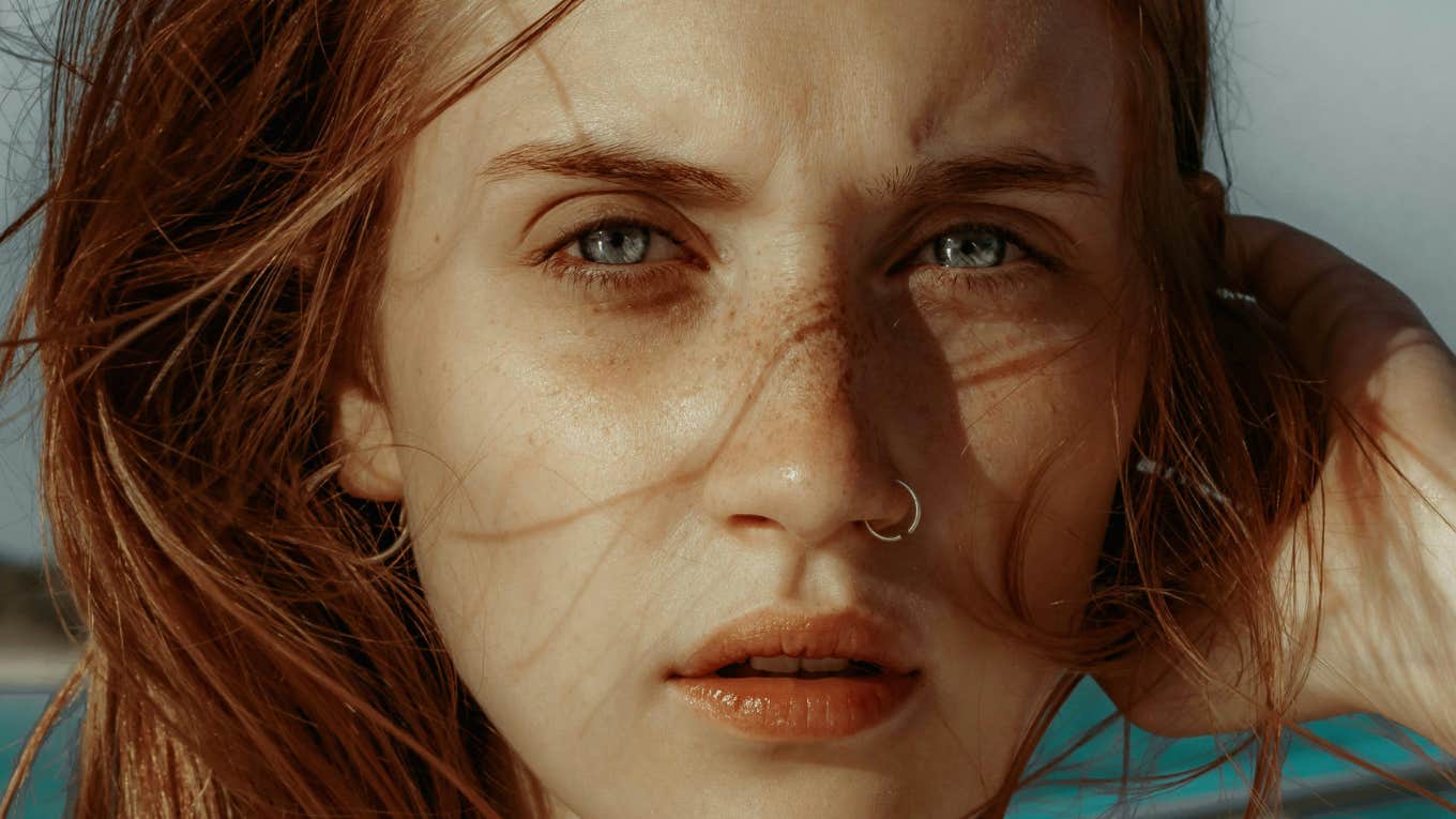 Womans off-grid beach life restored her soul.