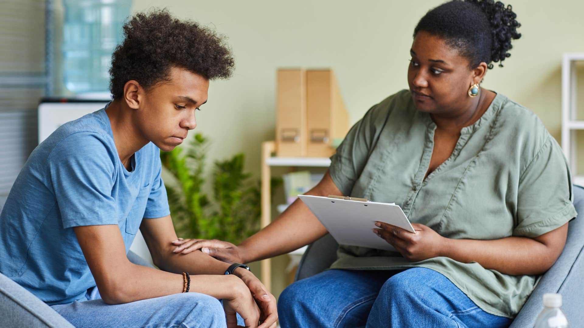 Kid shares about feeling parentified
