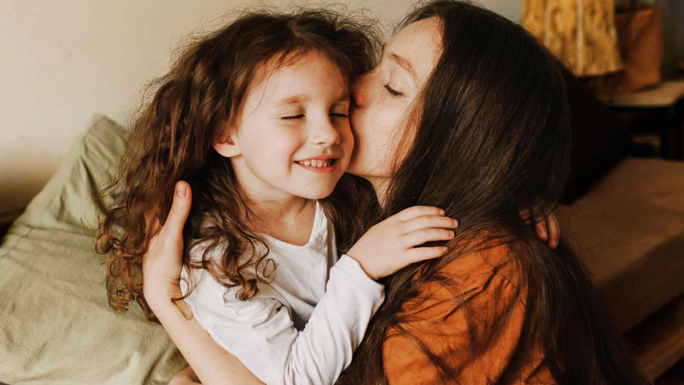 TK Parenting Styles That Create Happy, Healthy Kids, According To A Therapist Parent raising happy healthy kids.