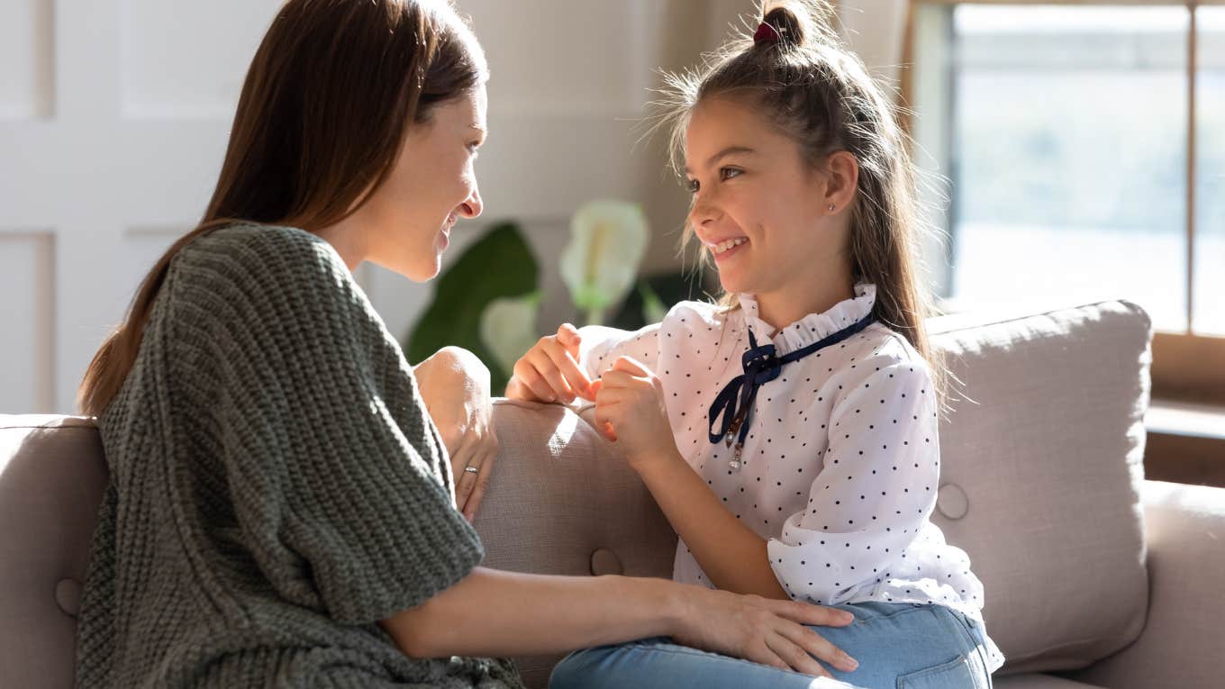 Parents Whose Kids Feel Safe Telling Them Everything Did These Things Right little girl who feels safe telling her mom everything