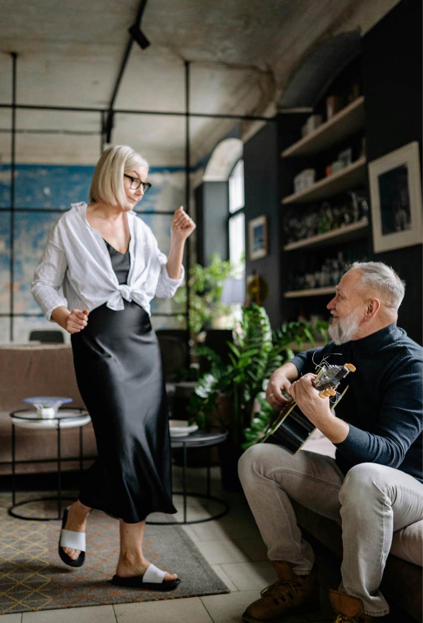 woman dancing is happier, healthier and smarter because it's an extreme workout