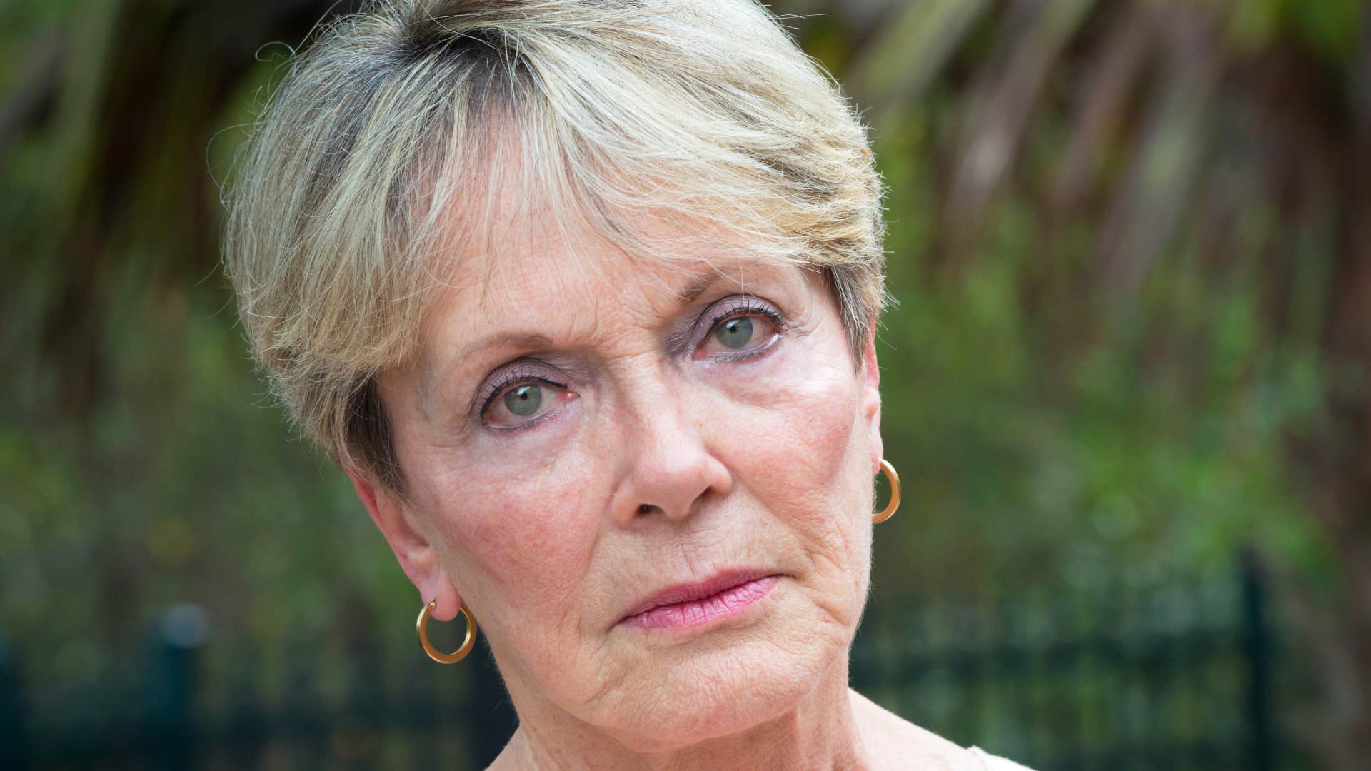 People who stay in loveless marriages as they age usually have these reasons they have become emotionally numb