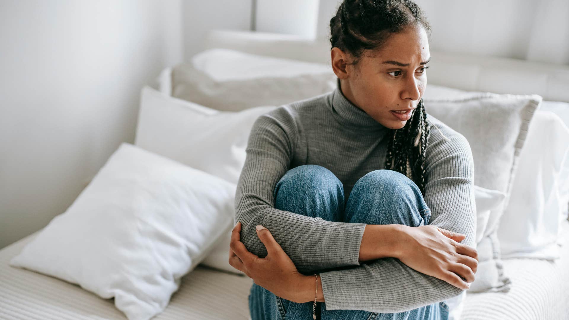 People who stay in loveless marriages as they age usually have these reasons they're scared to be alone