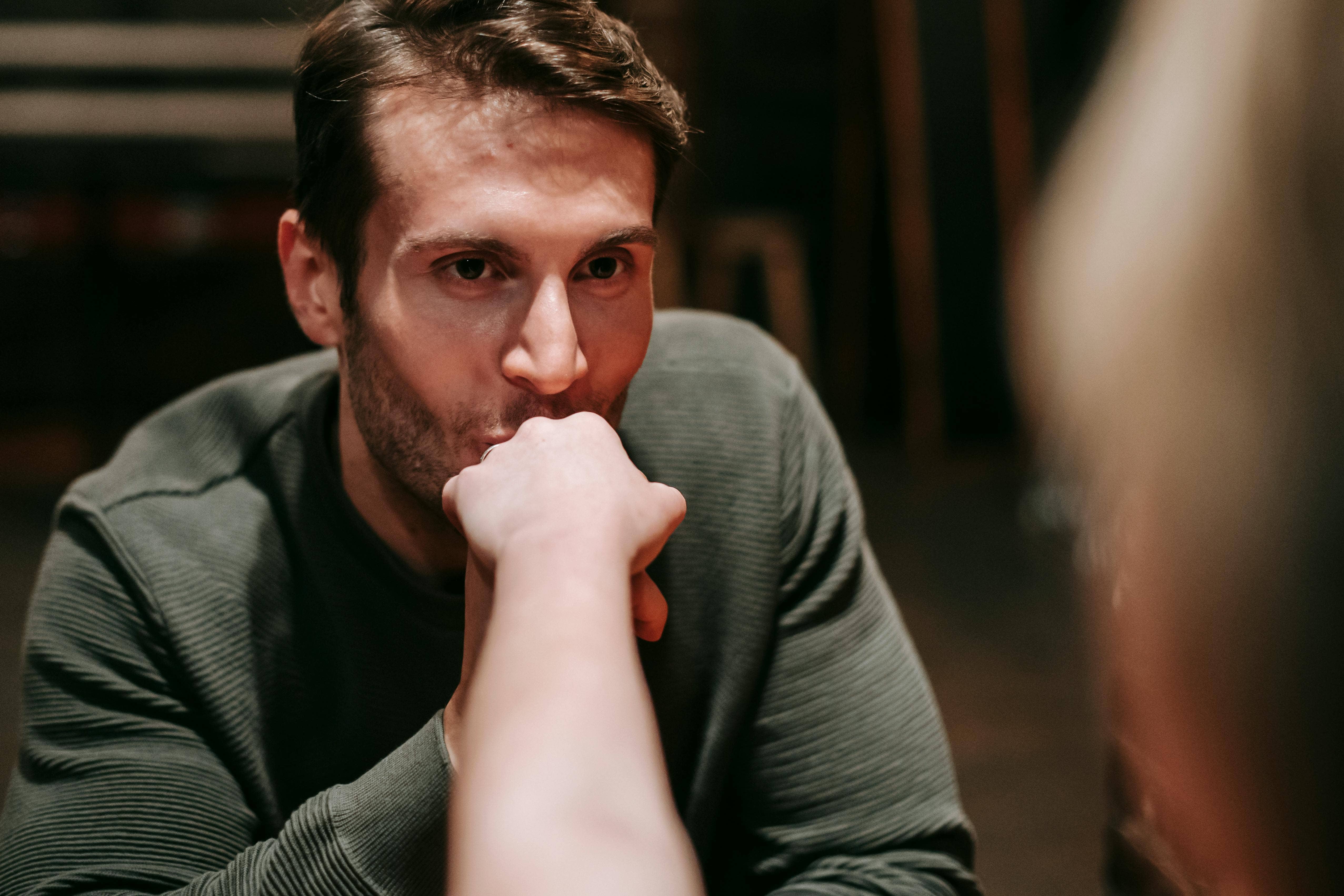Sweet First Date Behaviors That Instantly Will Bond Someone To You Sweet first date behaviors.