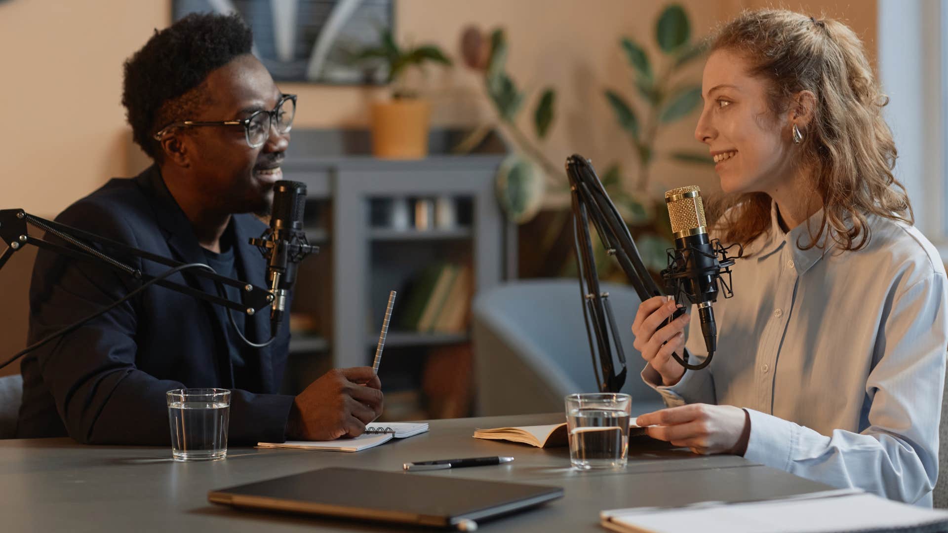 a podcaster tells her guest that she does not research on the topics she talks about