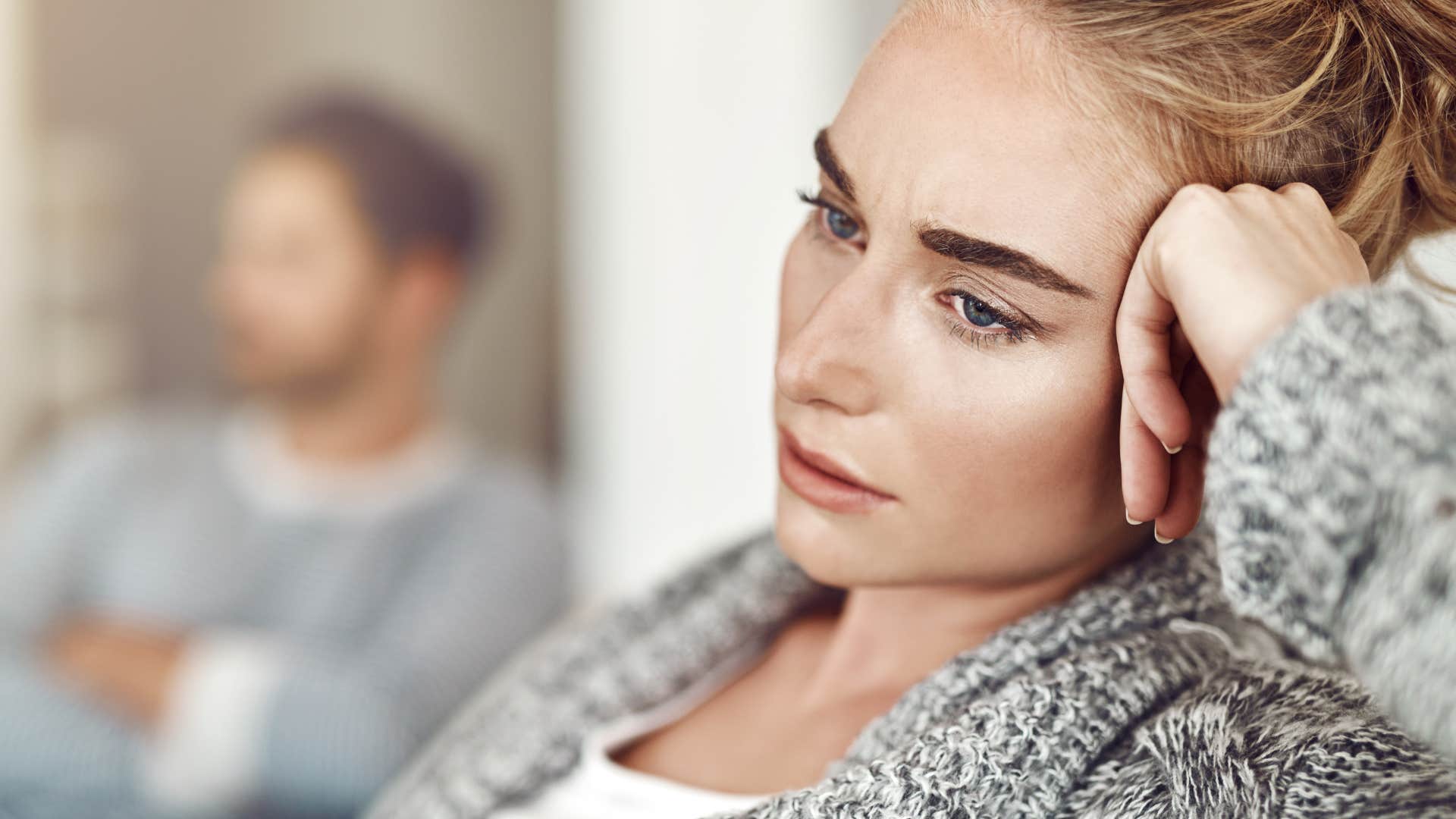 woman who dreads family gatherings turned away from her partner