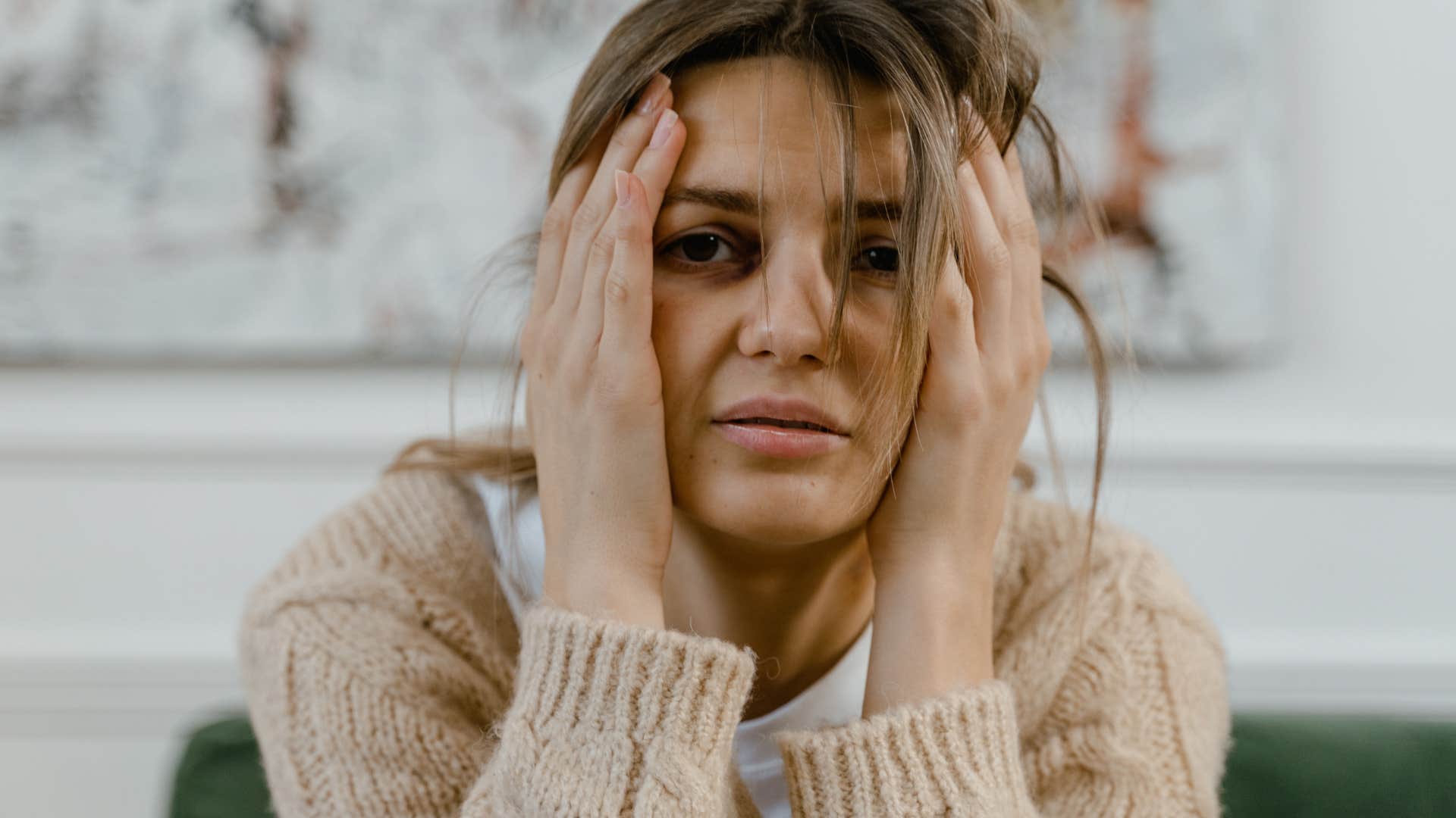 quiet behaviors of a woman who is lonely later in life that are obvious to everyone but her poor self-care 