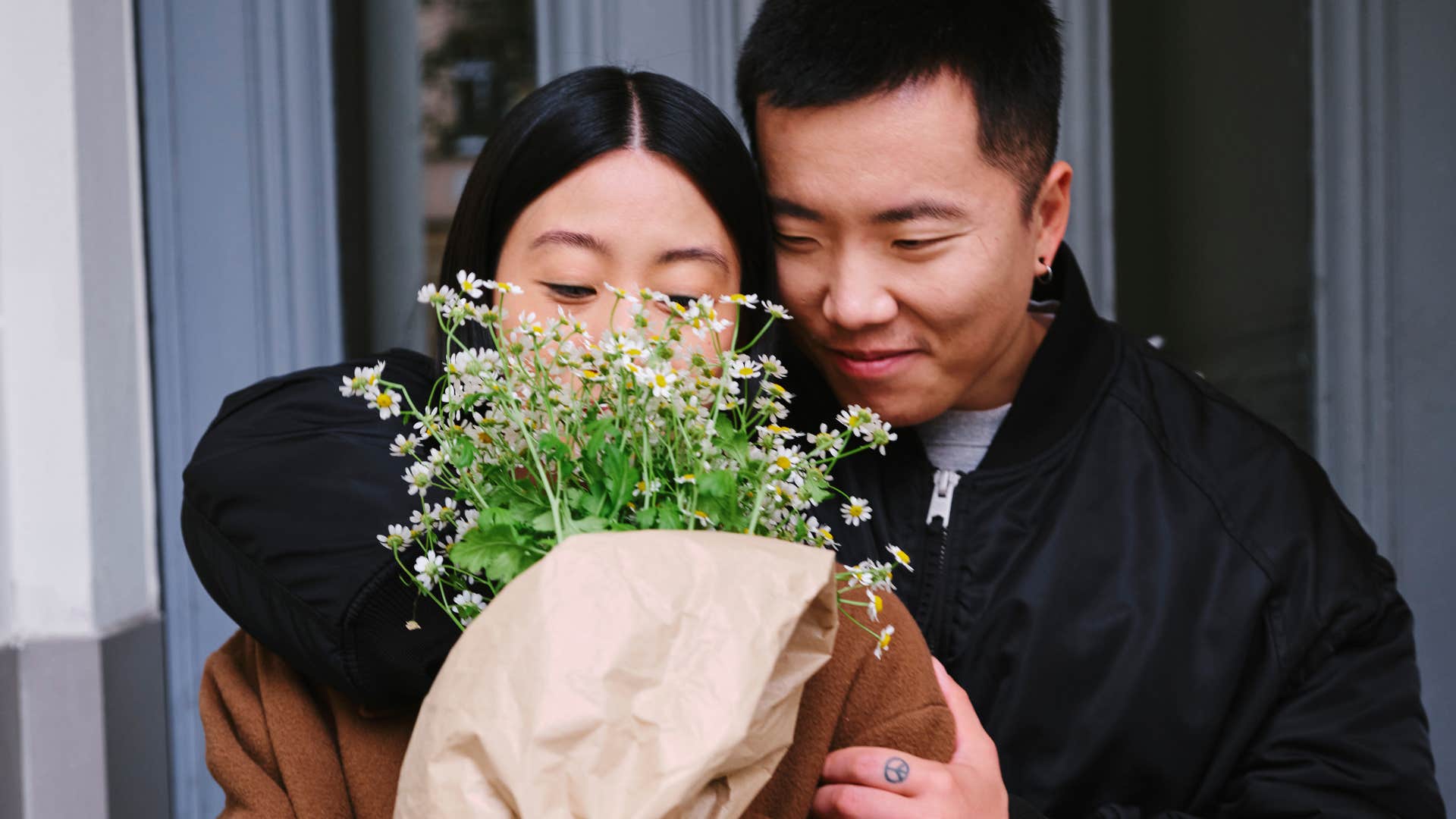things men do that make women feel truly special showing affection without an agenda 