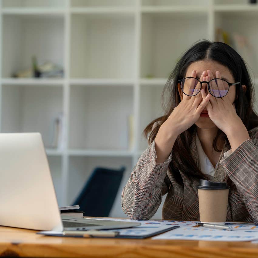 woman noticing red flags she mistook for being a team player