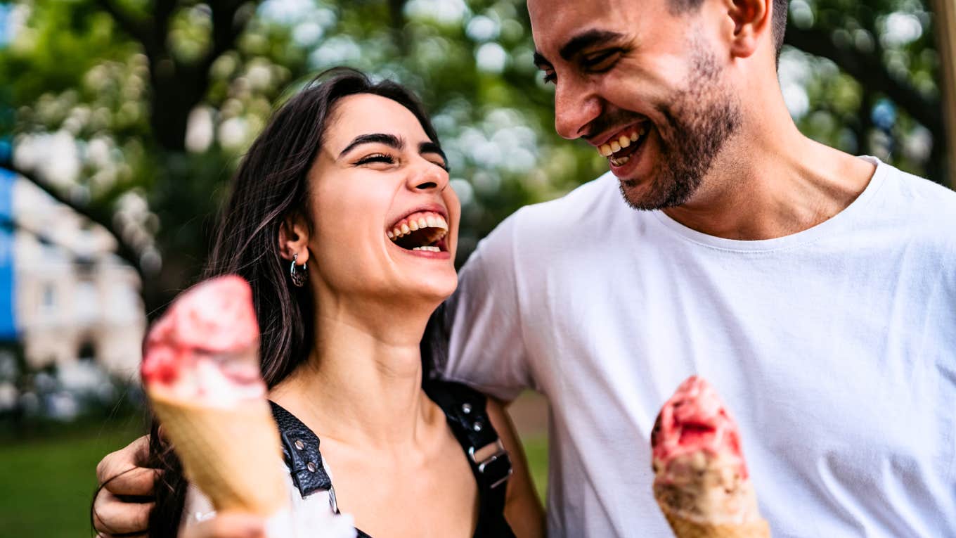 Relationship Rules That May Seem Obsolete, But Are Still The Foundation Of True Love Couple with a good foundation for true love.