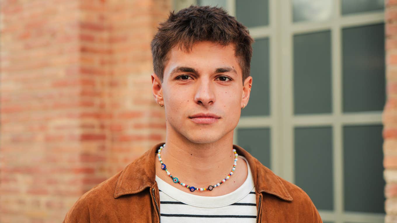 Rich Man Asks If Wrong To Hide Wealth Rich 22-year-old who is hiding his wealth