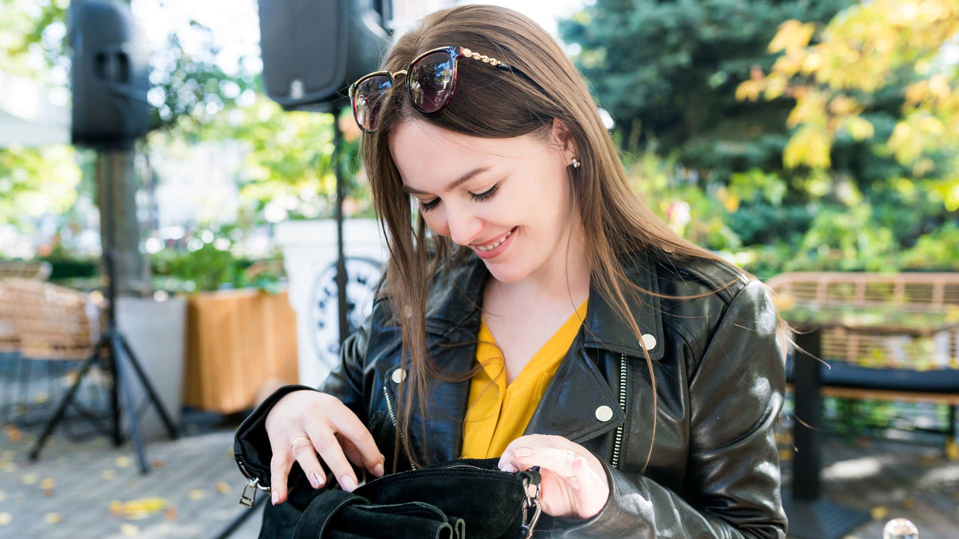 woman pockets napkins as small habit