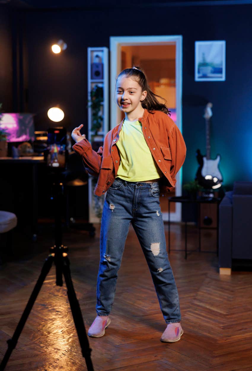 mom wants to monetize kids on social media but it's dangerous young girl filming for TikTok