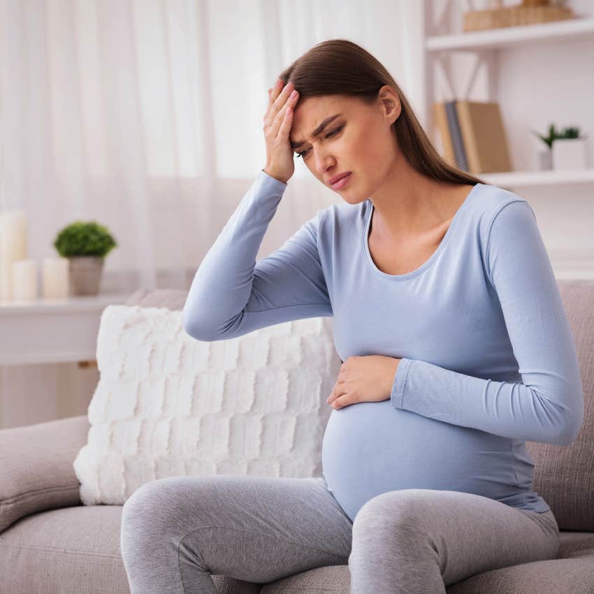 woman with strange pregnancy symptom 