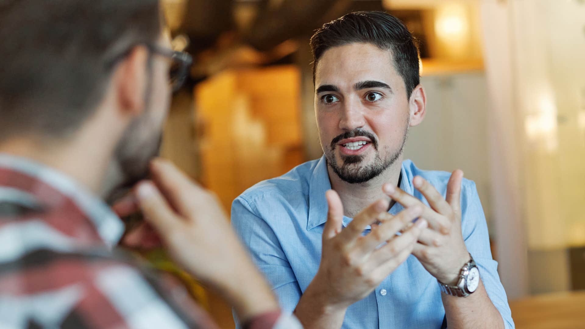 a smart man has an inconsistent speaking pace