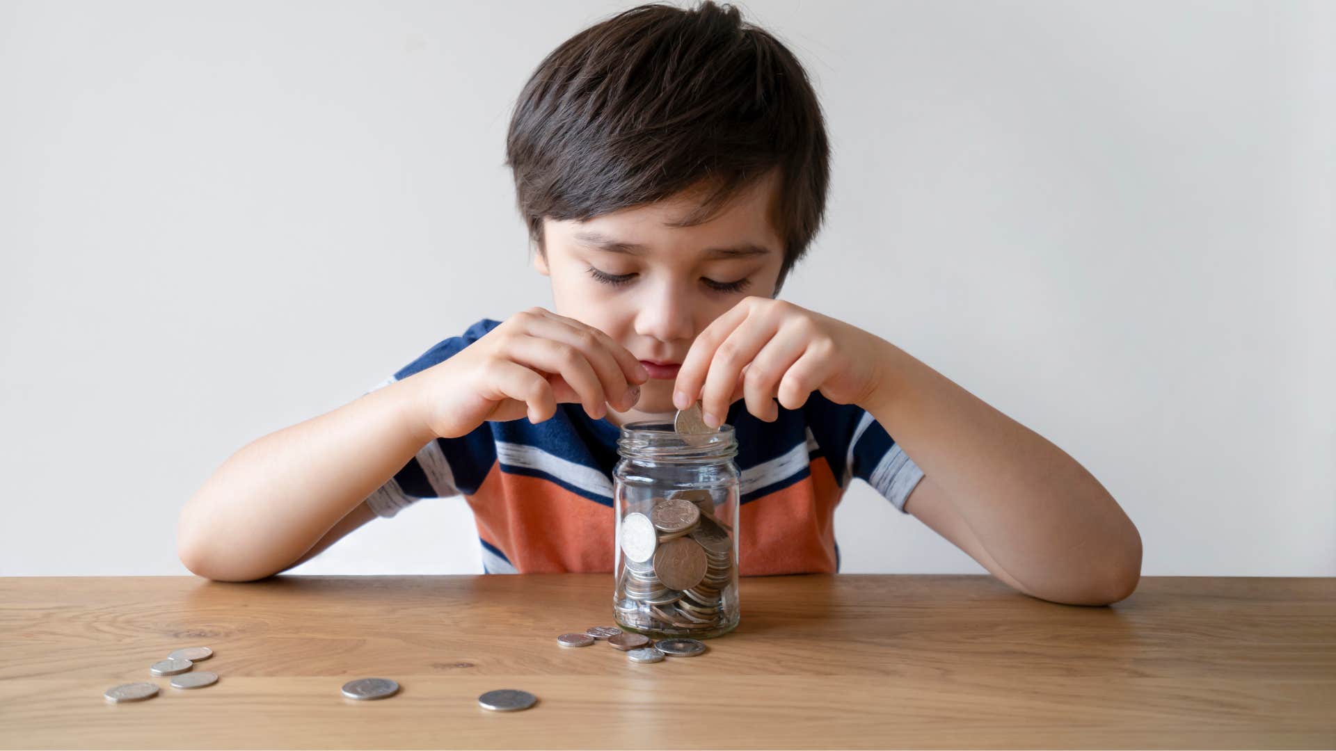 boy who found a dime on the ground and collected it