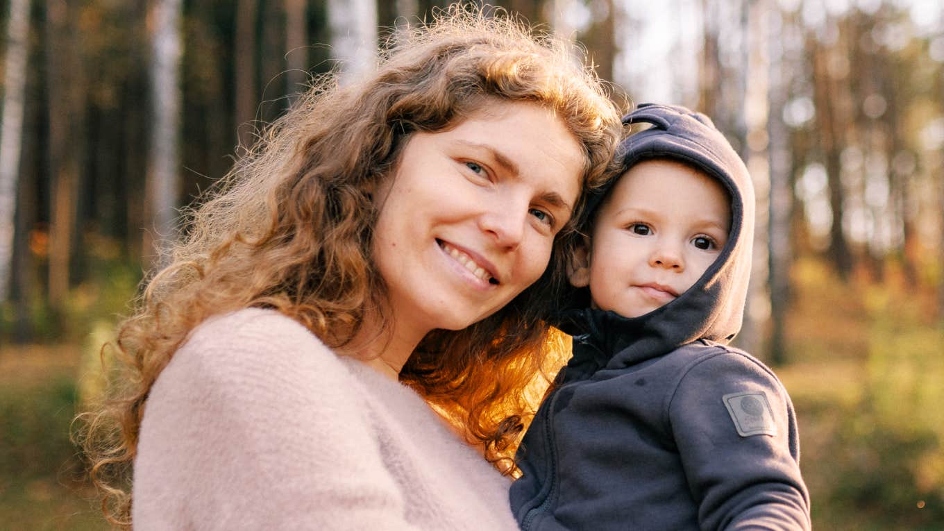 Single mom thriving more than a married mom. 
