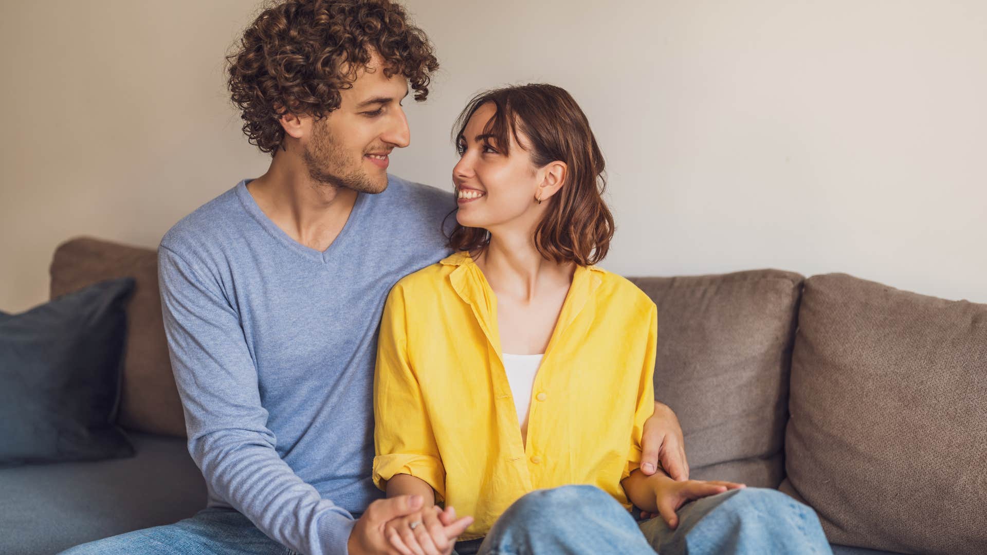 happy couple who learned from past relationships