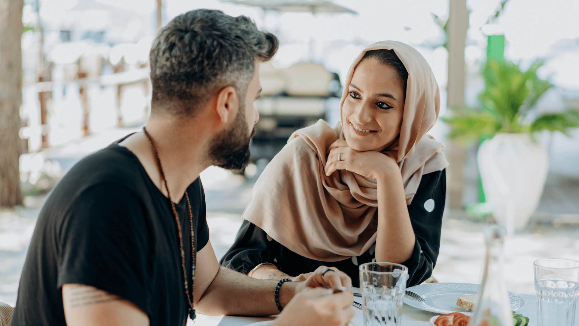 woman listening to man supporting his core personality