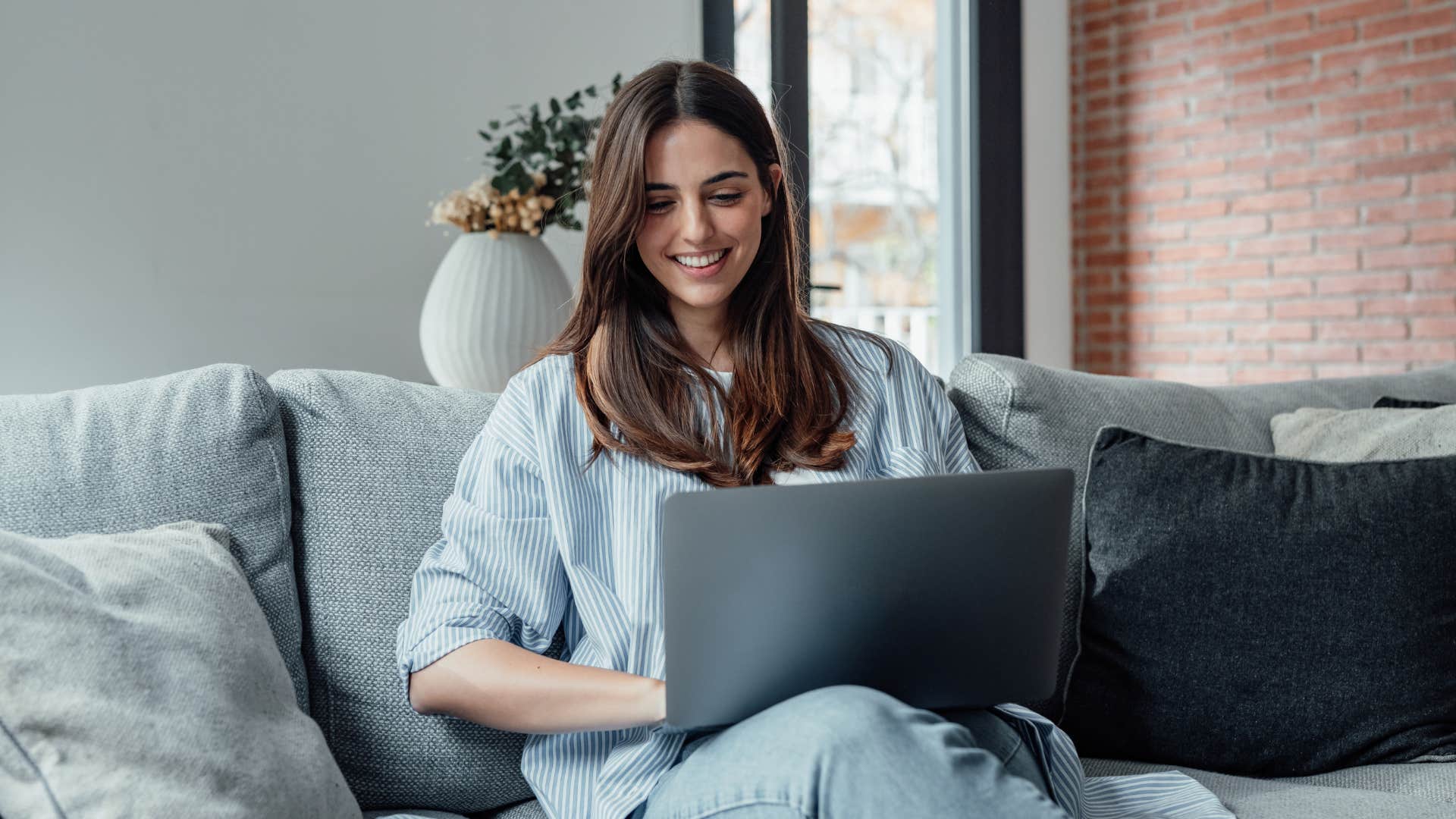woman decluttering her entire life with financial minimalism