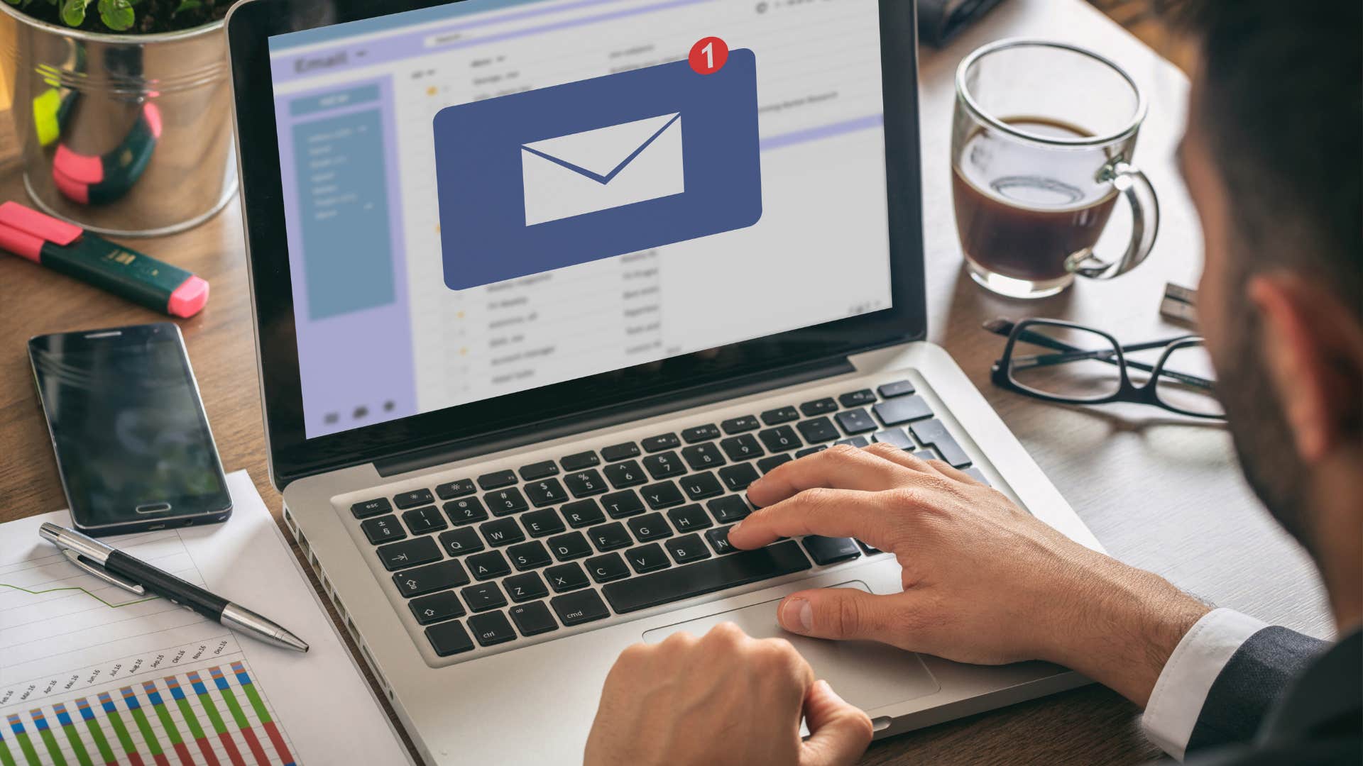 things people notice immediately when you share your screen during a meeting your unopened emails
