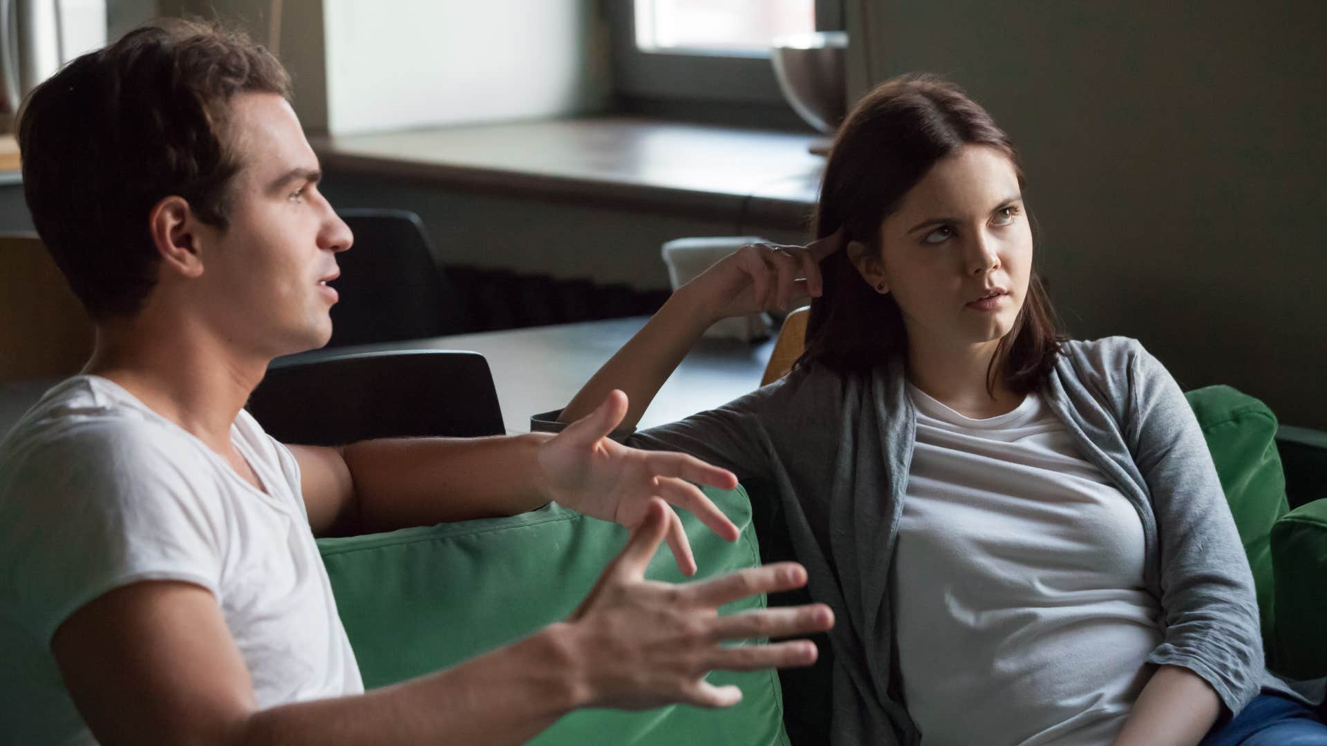 entitled man telling girlfriend he doesnt have time for this