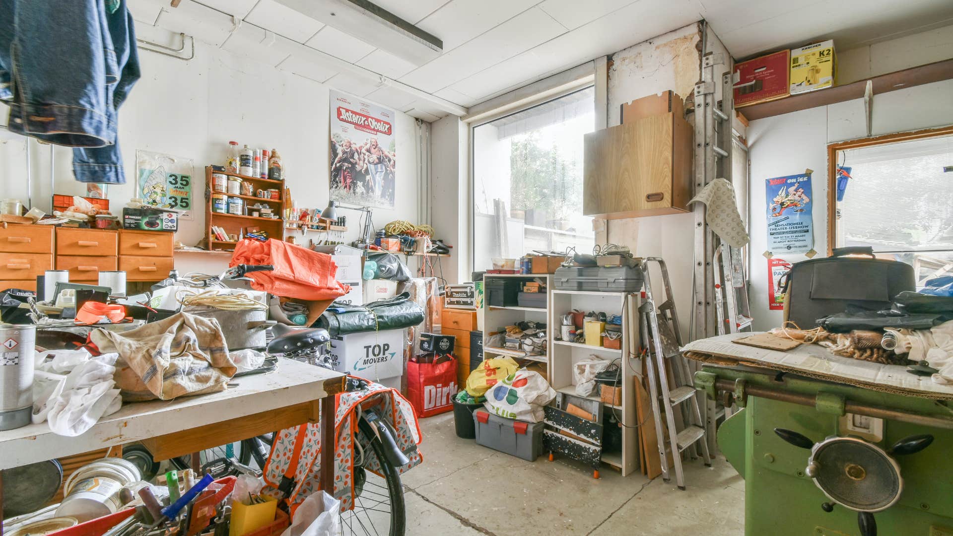 Clutter things people from wealthy families notice instantly when they enter a working-class home