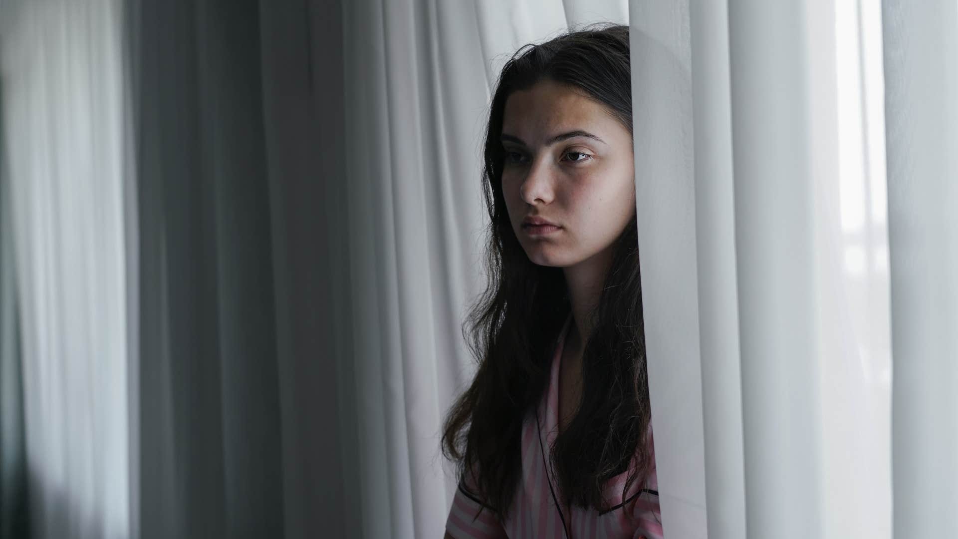 woman is mad because her partner doesn't have the right reactions when upset