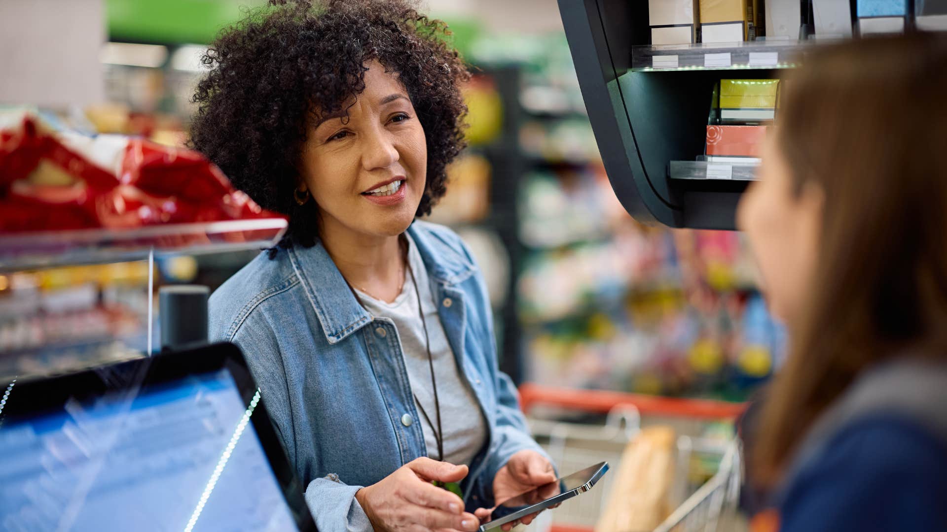Woman openly asking for discounts at the grocery store.
