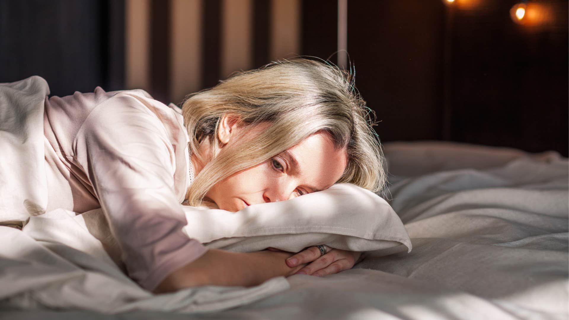 woman who grew up in an unsafe family not accepting help